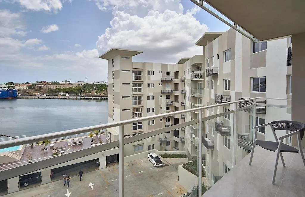 Waterfront Views Of Historic Zona Colonial In Riviera Colonial Apartman Calero